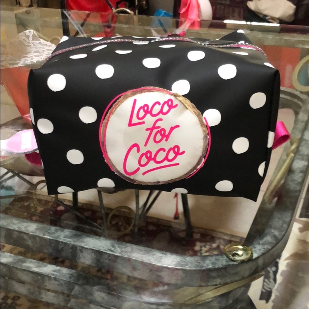 Pink! Travel Bag - Picture 2 of 5